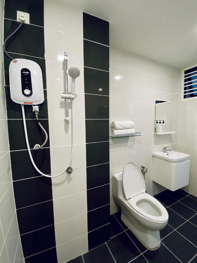 Silksky- Chic Studio For 2, Free Parking, Near Balakong, C180, The Mines, Serdang, Kajang Seri Kembangan Buitenkant foto